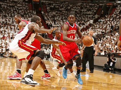 黑白直播体育NBA篮球直播下载网站_黑白直播体育NBA篮球直播下载吧在线观看免费/湖人直播